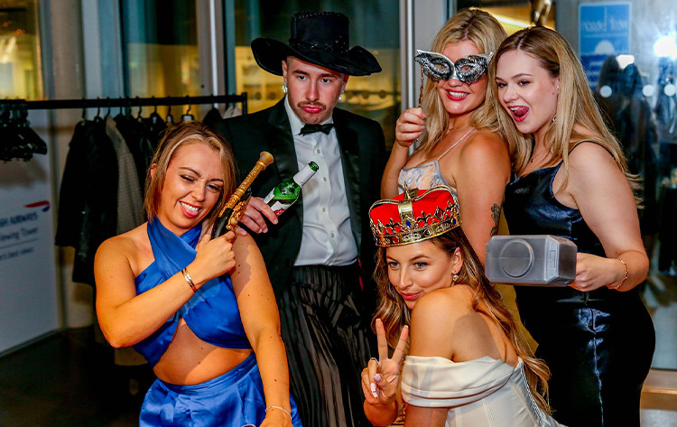 Best Magic Mirror Photo Booth Hire in London Surrey Kent Hampshire and Sussex Best Magic Mirror Photo Booth Hire in London Surrey Kent Hampshire and Sussex