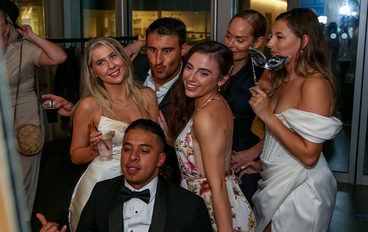 Best Magic Mirror Photo Booth Hire in London Surrey Kent Hampshire and Sussex Best Magic Mirror Photo Booth Hire in London Surrey Kent Hampshire and Sussex